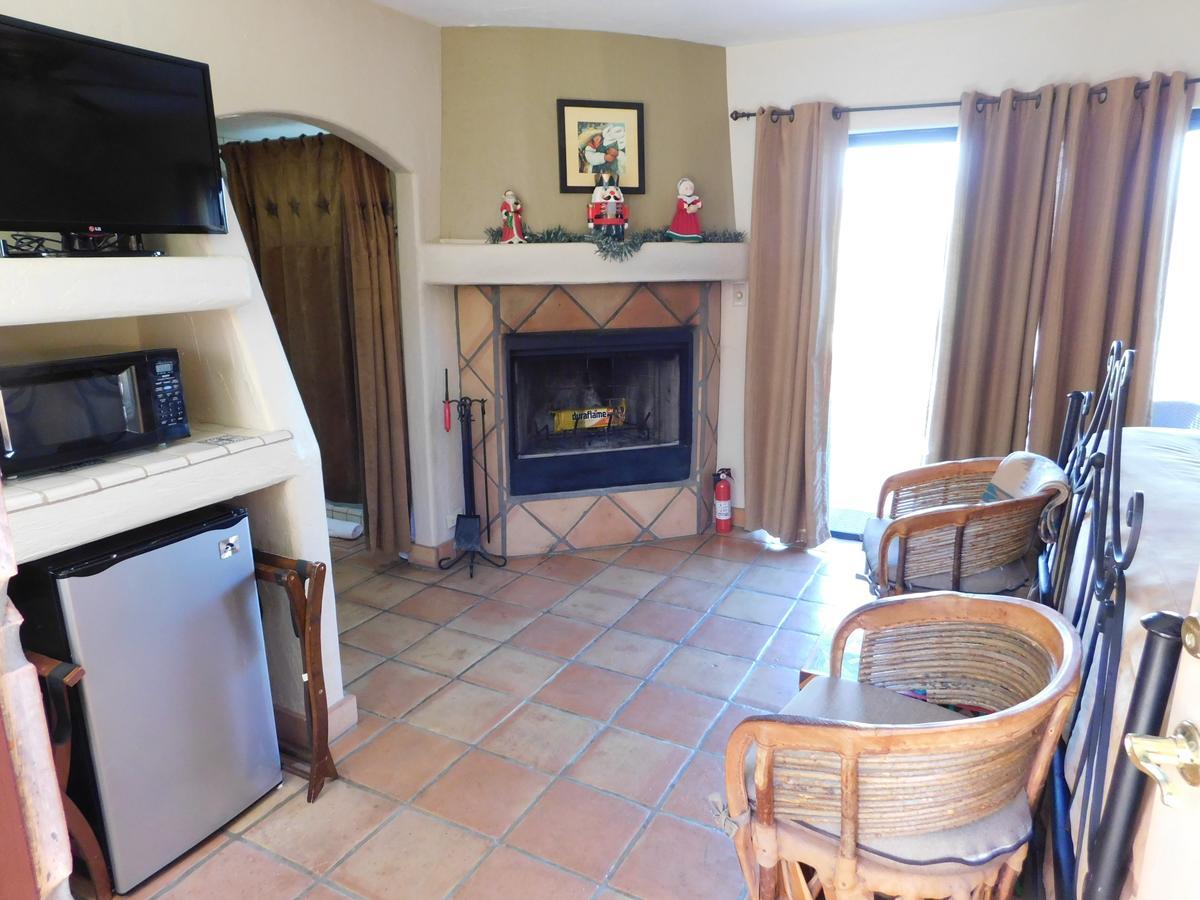 Full Circle Ranch B&B Inn Cave Creek Exterior photo